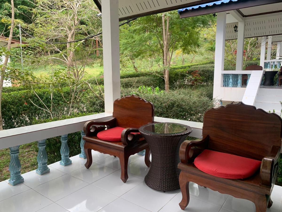 Koh Jum Serenity Resort Bagian luar foto