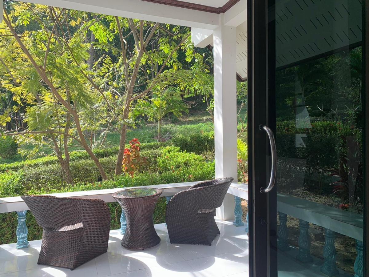 Koh Jum Serenity Resort Bagian luar foto