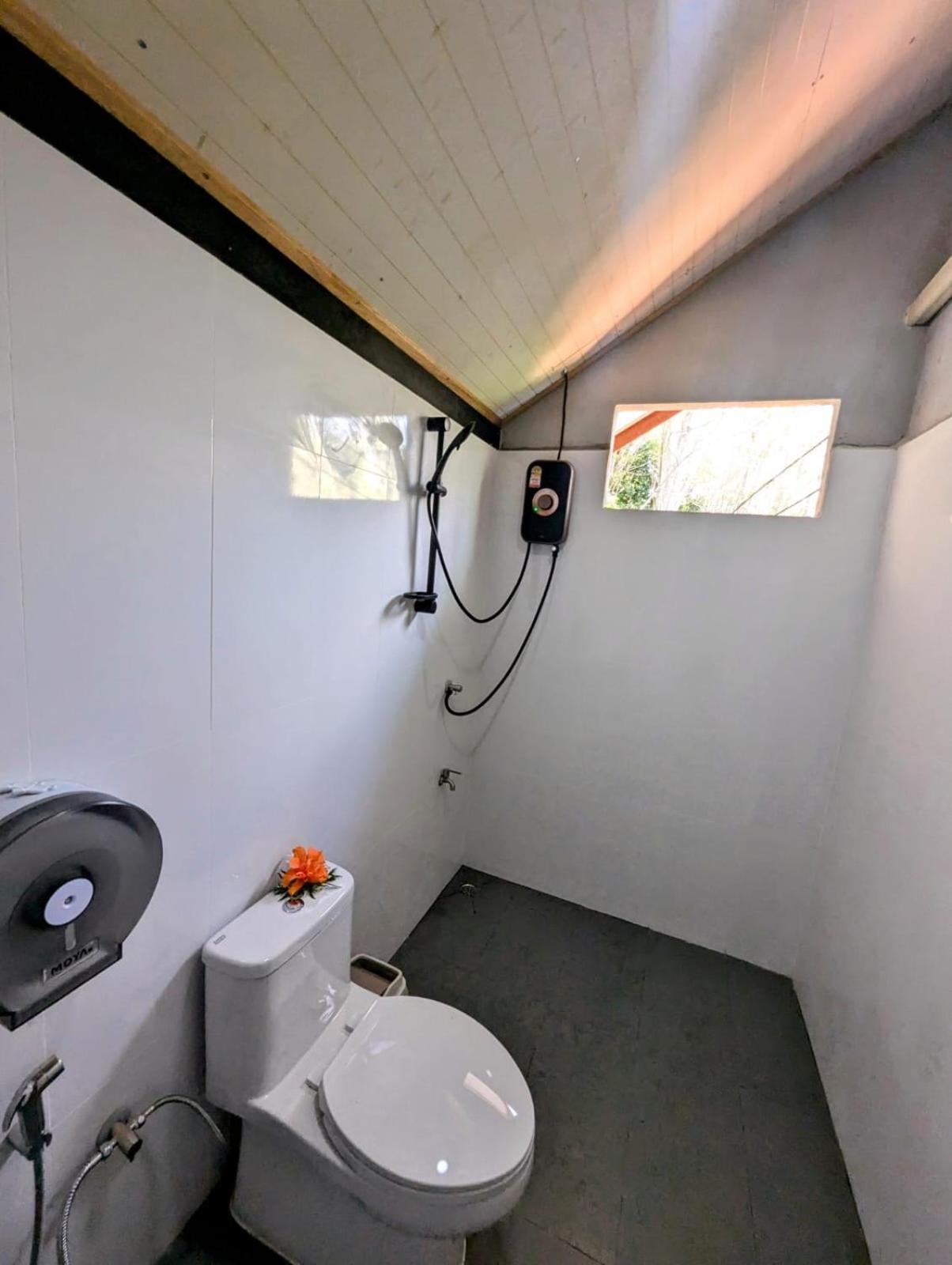 Koh Jum Serenity Resort Bagian luar foto