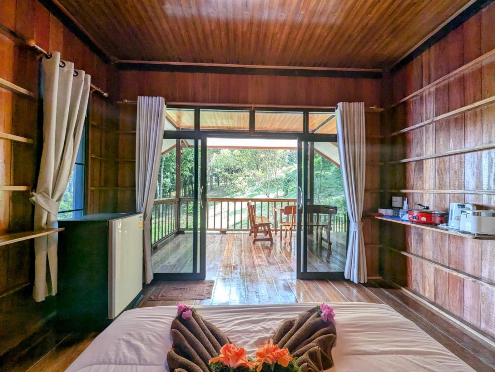 Koh Jum Serenity Resort Bagian luar foto