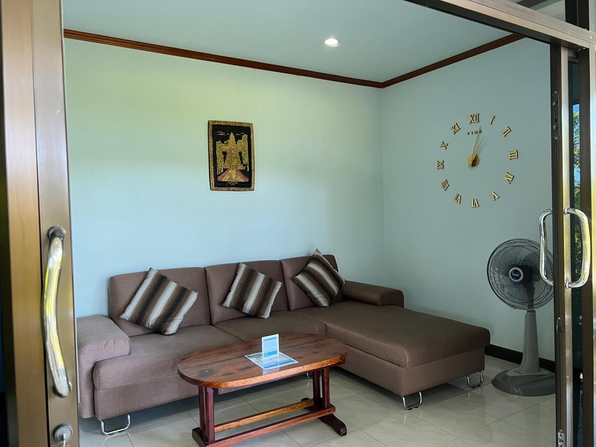 Koh Jum Serenity Resort Bagian luar foto