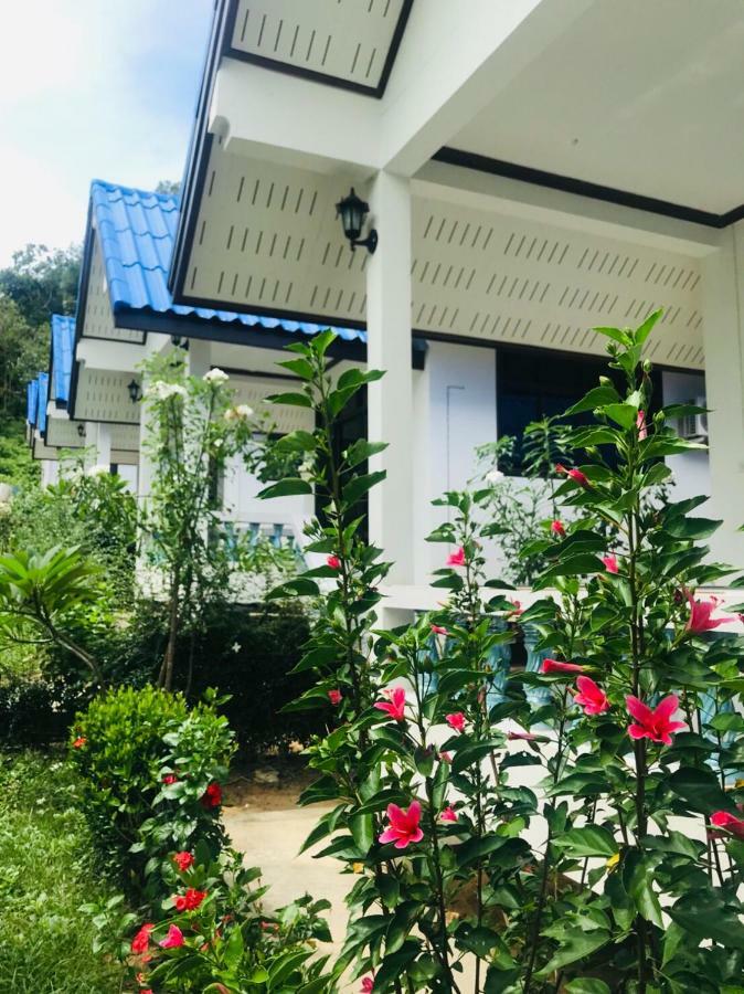 Koh Jum Serenity Resort Bagian luar foto